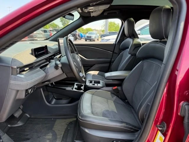 2025 Ford Mustang Mach-E - Image 12 of 20
