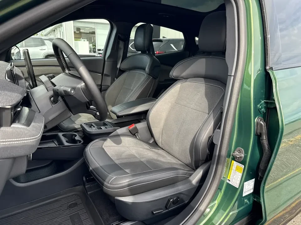 2025 Ford Mustang Mach-E - Image 5 of 15