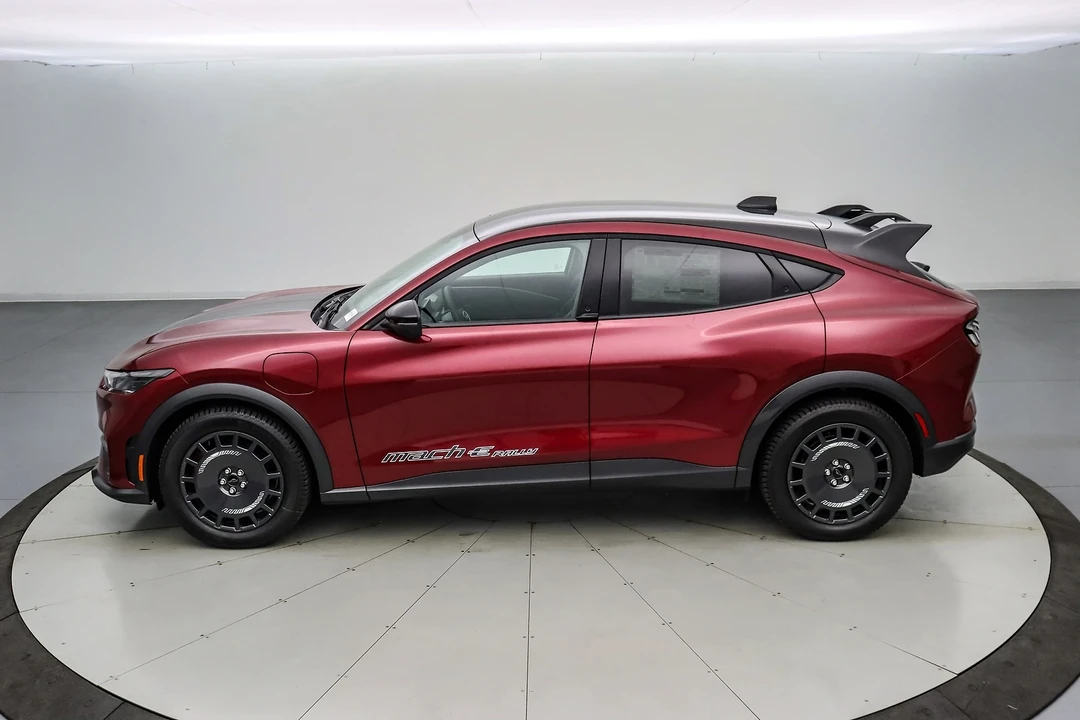 2025 Ford Mustang Mach-E - Image 8 of 21
