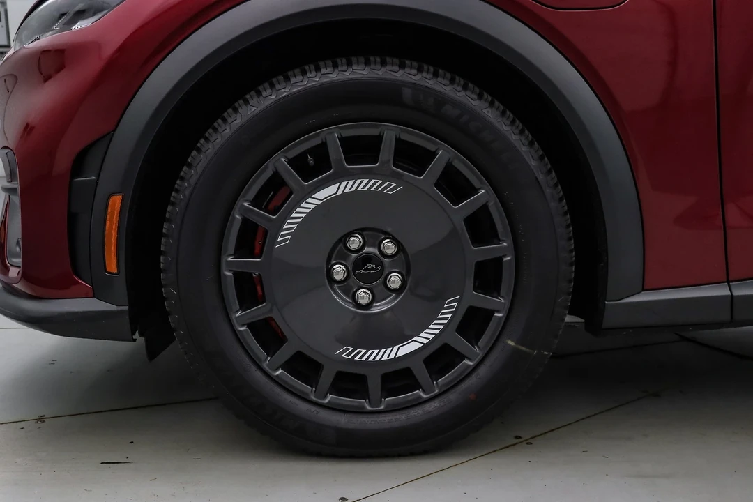 2025 Ford Mustang Mach-E - Image 11 of 21