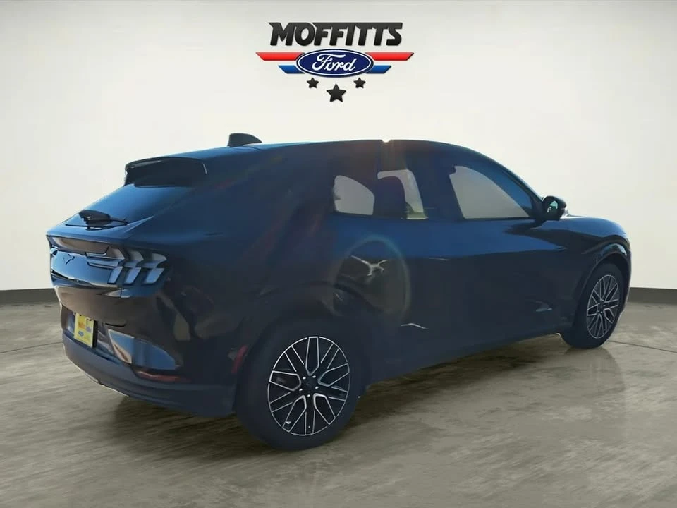 2025 Ford Mustang Mach-E - Image 5 of 20