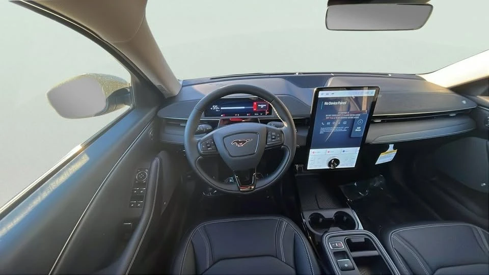 2025 Ford Mustang Mach-E - Image 11 of 20