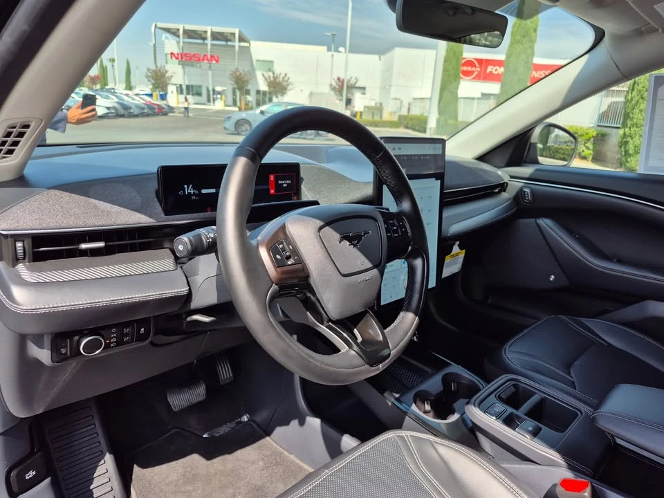 2025 Ford Mustang Mach-E - Image 10 of 16