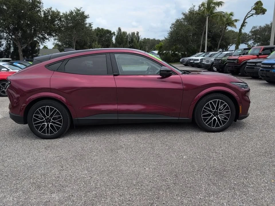 2025 Ford Mustang Mach-E - Image 2 of 20