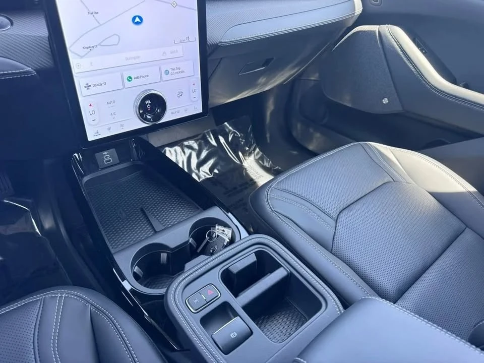 2025 Ford Mustang Mach-E - Image 18 of 20