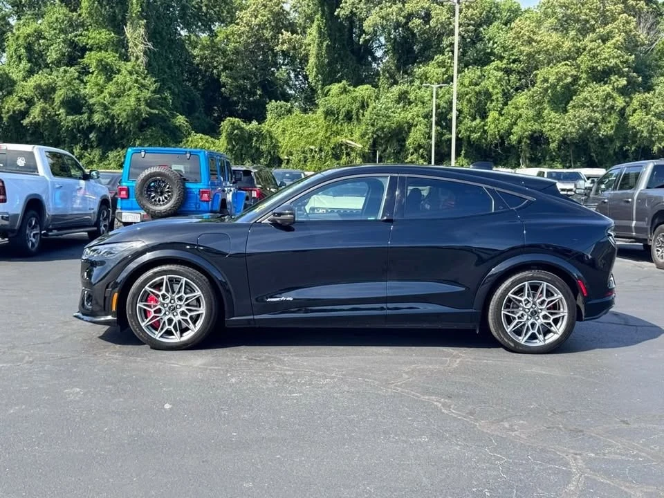 2025 Ford Mustang Mach-E - Image 2 of 20