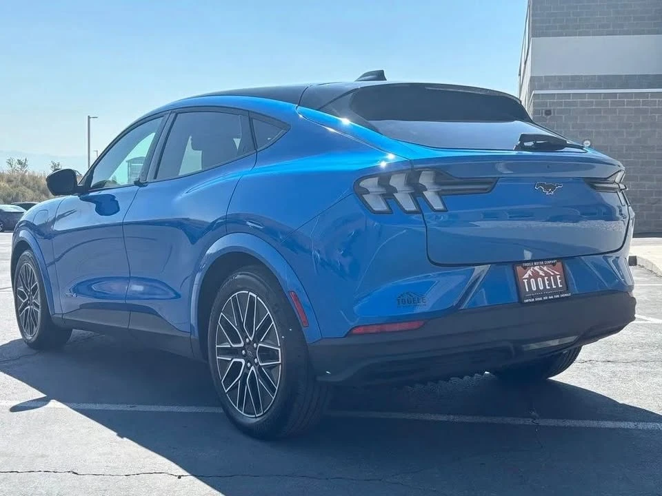 2025 Ford Mustang Mach-E - Image 4 of 20
