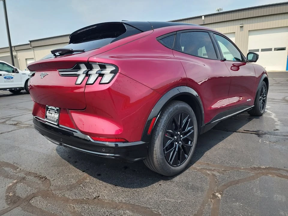 2025 Ford Mustang Mach-E - Image 5 of 20