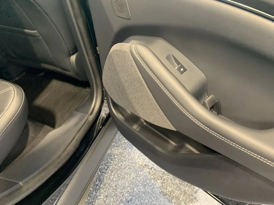 2025 Ford Mustang Mach-E - Image 12 of 20