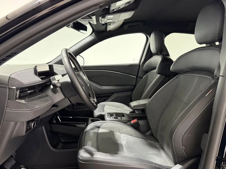 2025 Ford Mustang Mach-E - Image 7 of 20