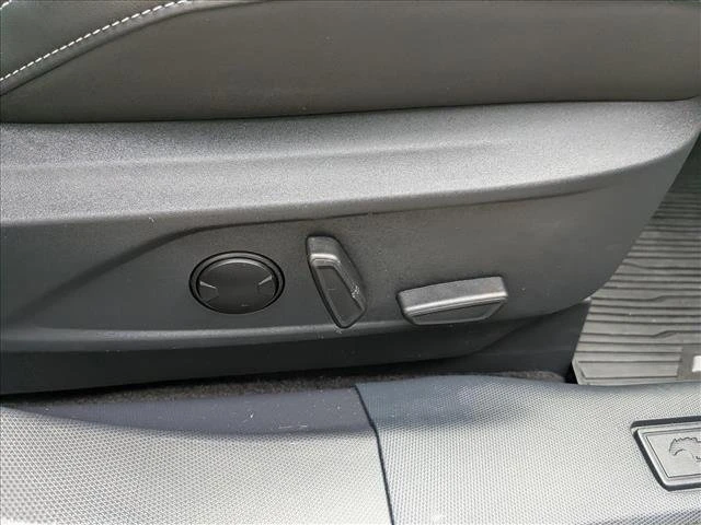 2025 Ford Mustang Mach-E - Image 14 of 20