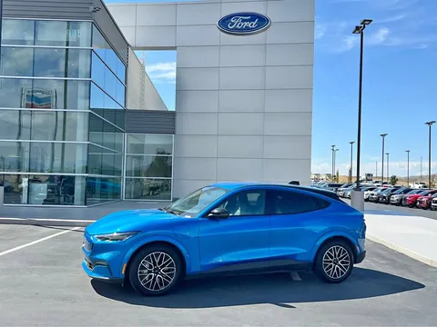 2025 Ford Mustang Mach-E
