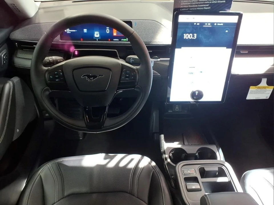 2025 Ford Mustang Mach-E - Image 7 of 26