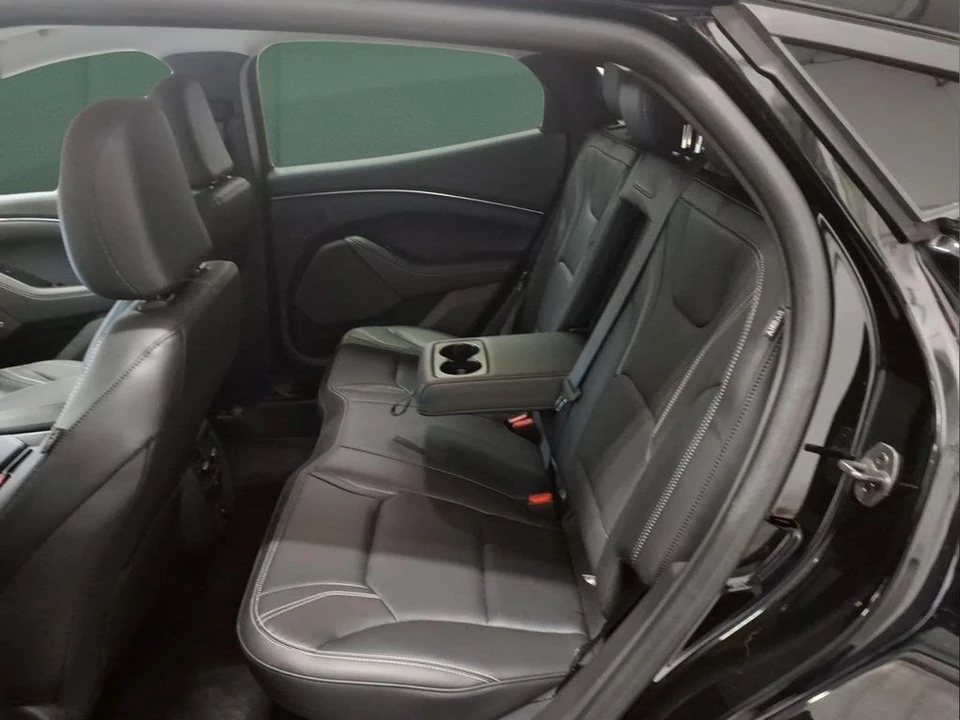 2025 Ford Mustang Mach-E - Image 27 of 28