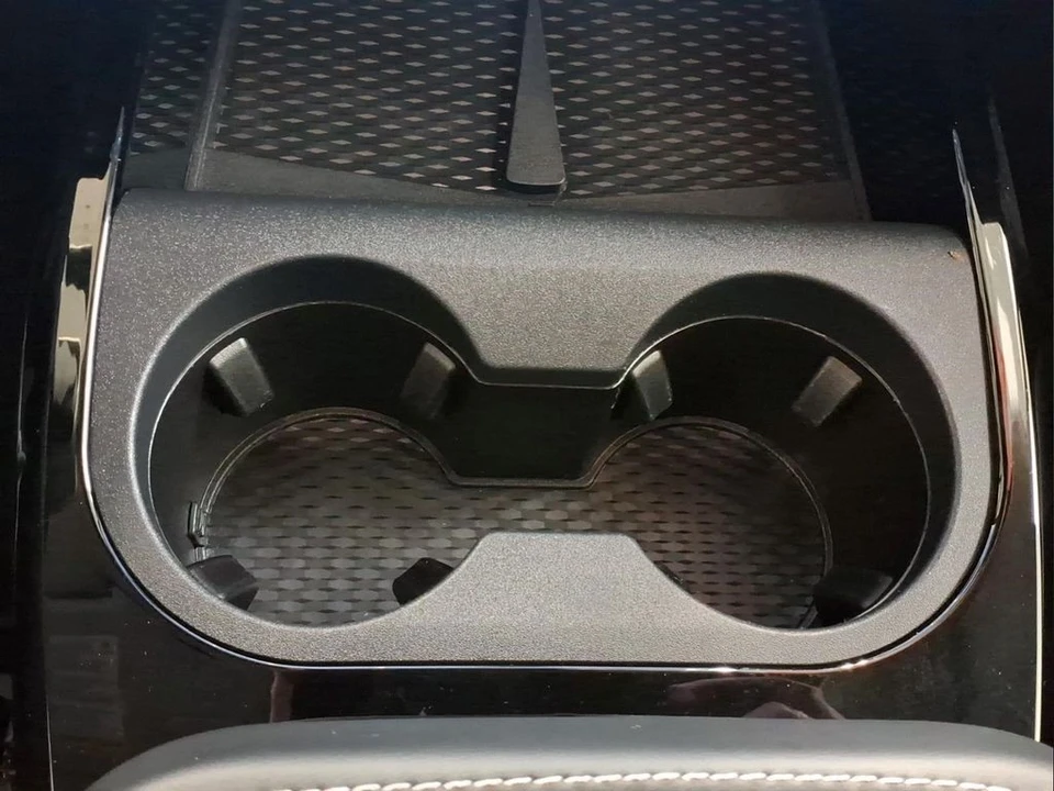 2025 Ford Mustang Mach-E - Image 12 of 28