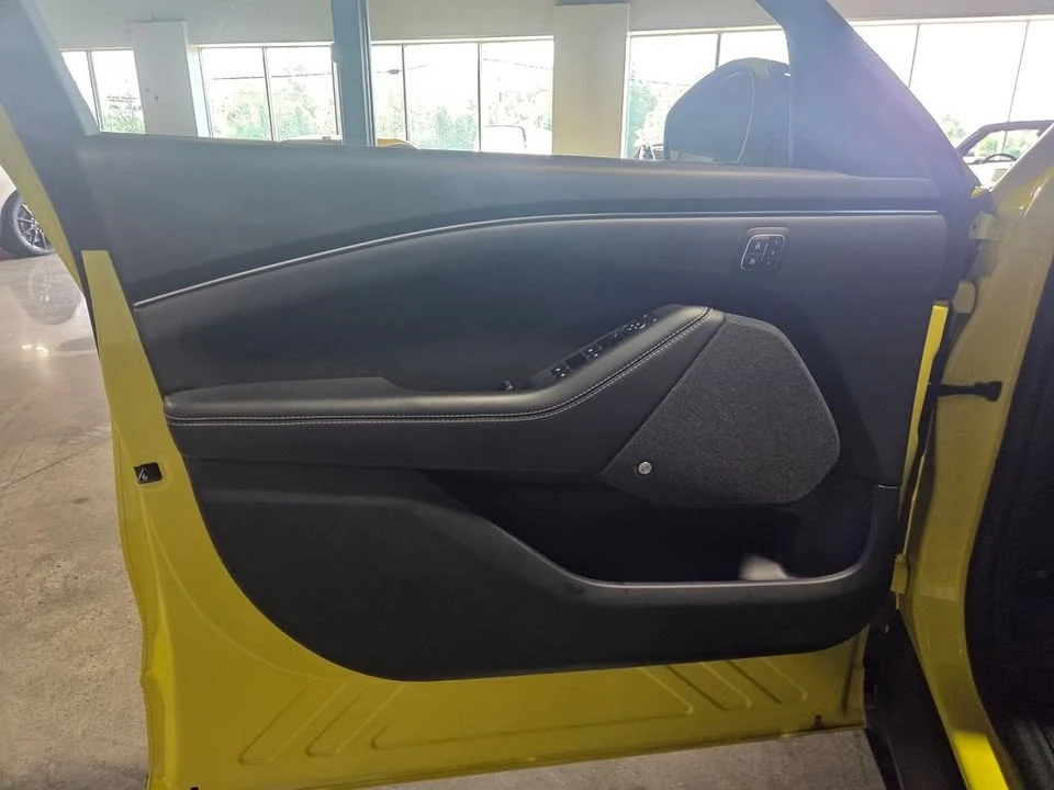 2025 Ford Mustang Mach-E - Image 11 of 17