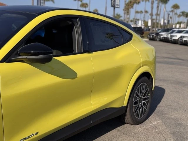 2025 Ford Mustang Mach-E - Image 9 of 12