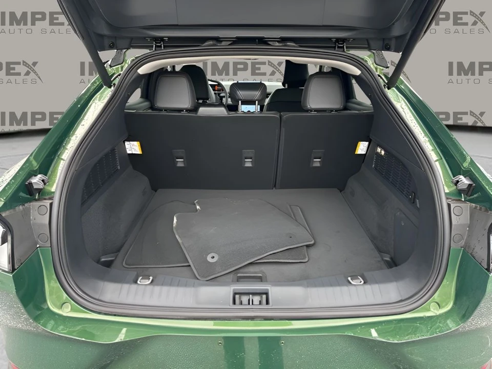 2025 Ford Mustang Mach-E - Image 28 of 31