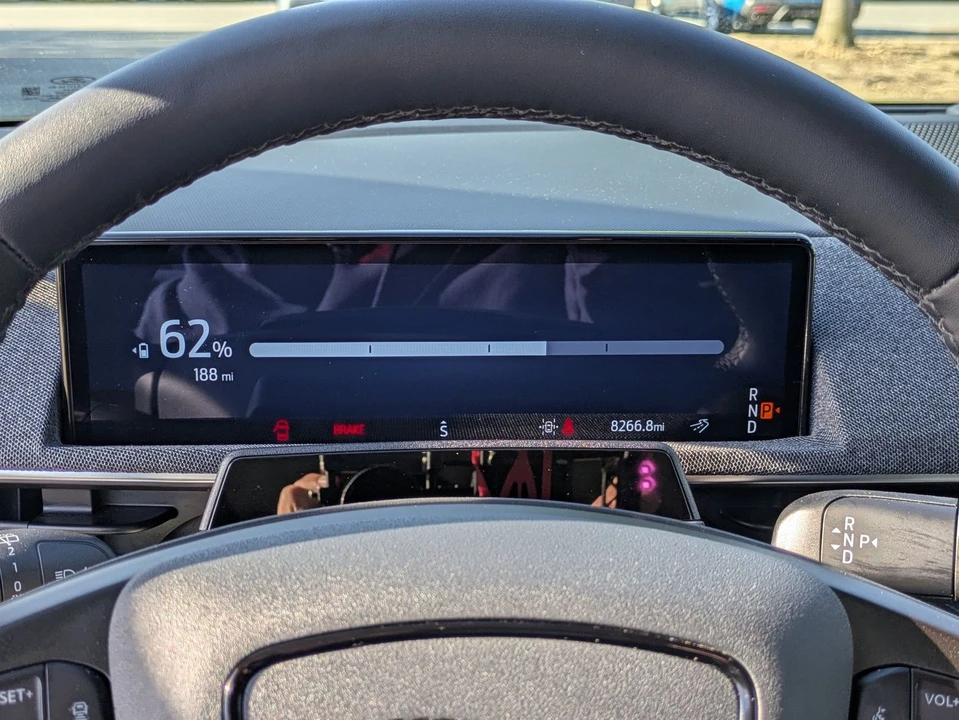 2025 Ford - Image 21 of 31