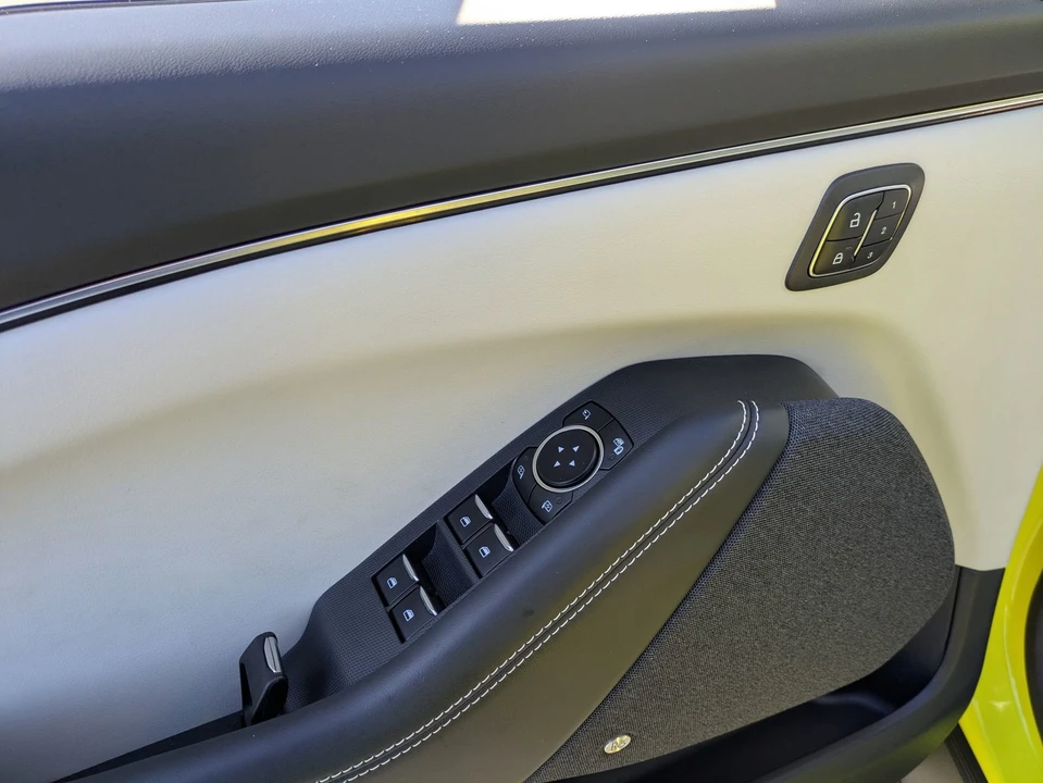 2025 Ford - Image 17 of 31