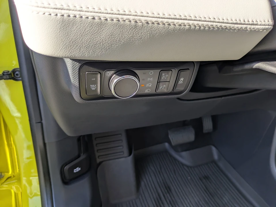 2025 Ford - Image 18 of 31