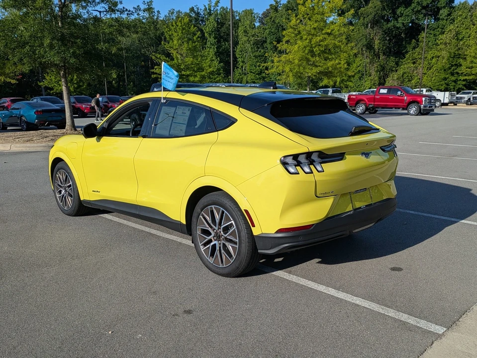 2025 Ford - Image 6 of 31
