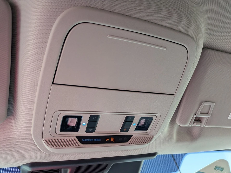 2025 Ford Mustang Mach-E - Image 27 of 31