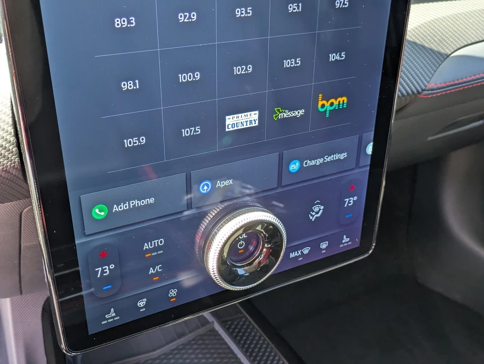 2025 Ford Mustang Mach-E - Image 26 of 31