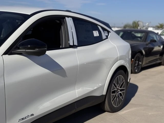 2025 Ford Mustang Mach-E - Image 9 of 12