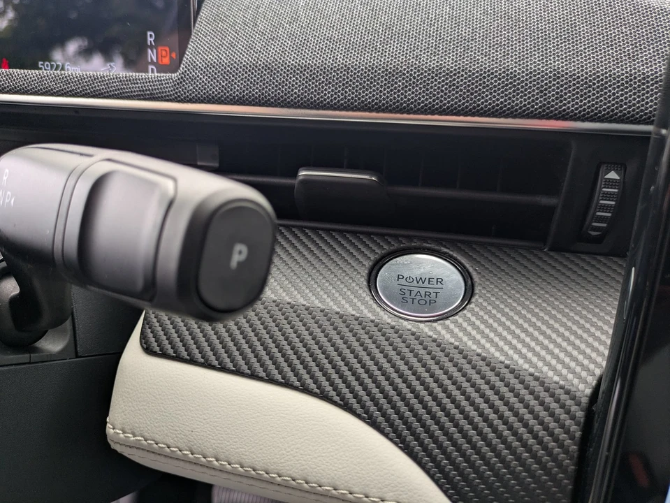 2025 Ford Mustang Mach-E - Image 26 of 31