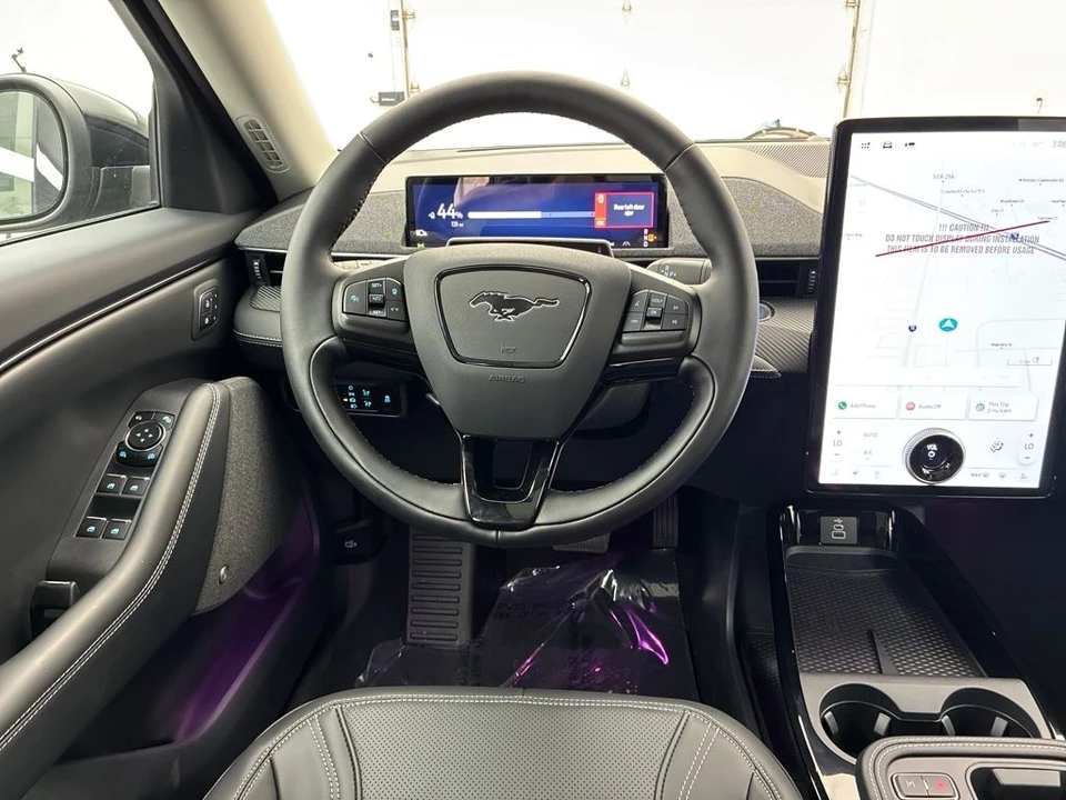 2025 Ford Mustang Mach-E - Image 18 of 21