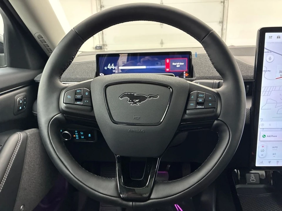 2025 Ford Mustang Mach-E - Image 19 of 21
