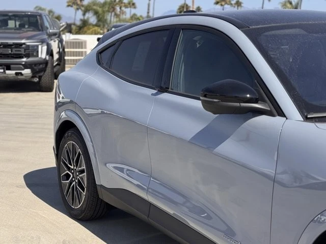 2025 Ford Mustang Mach-E - Image 5 of 12