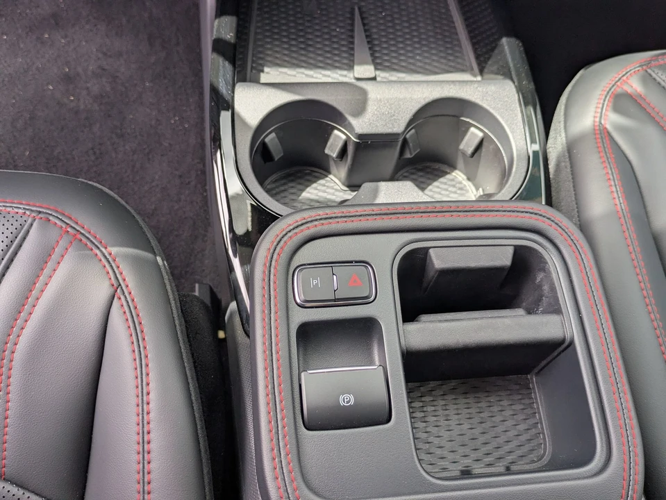 2025 Ford Mustang Mach-E - Image 25 of 31