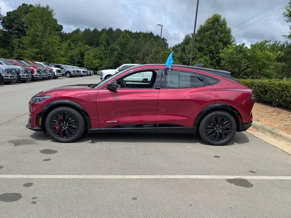 2025 Ford Mustang Mach-E - Image 7 of 31