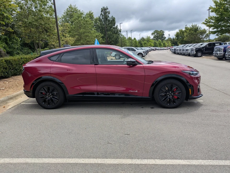 2025 Ford Mustang Mach-E - Image 3 of 31