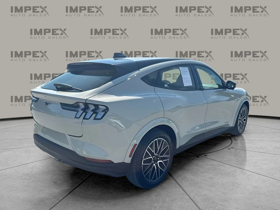 2025 Ford Mustang Mach-E - Image 5 of 31