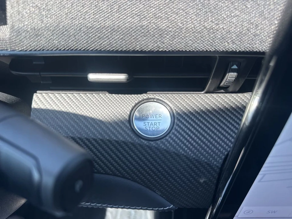 2025 Ford Mustang Mach-E - Image 22 of 31