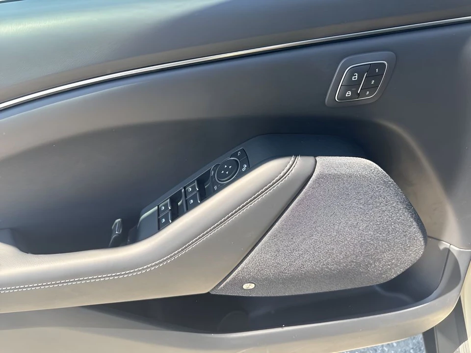 2025 Ford Mustang Mach-E - Image 27 of 31