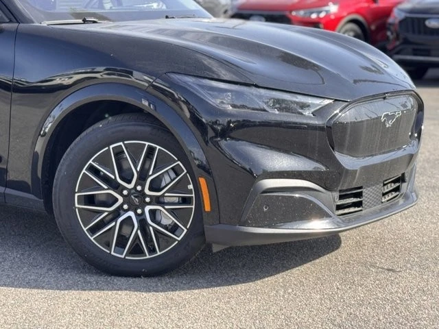 2025 Ford Mustang Mach-E - Image 3 of 12