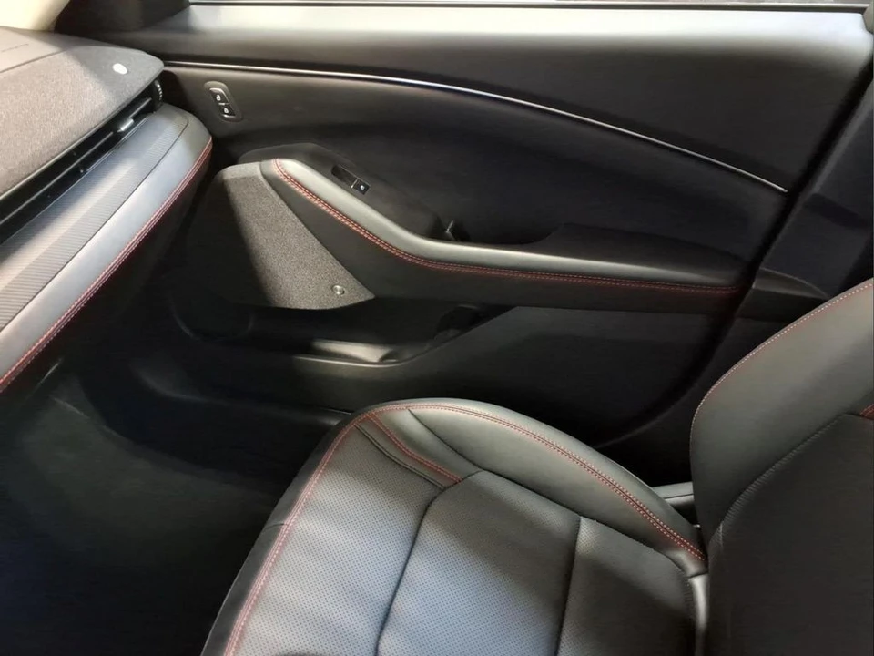 2025 Ford Mustang Mach-E - Image 22 of 26