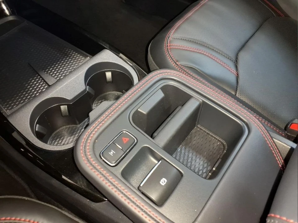 2025 Ford Mustang Mach-E - Image 13 of 25