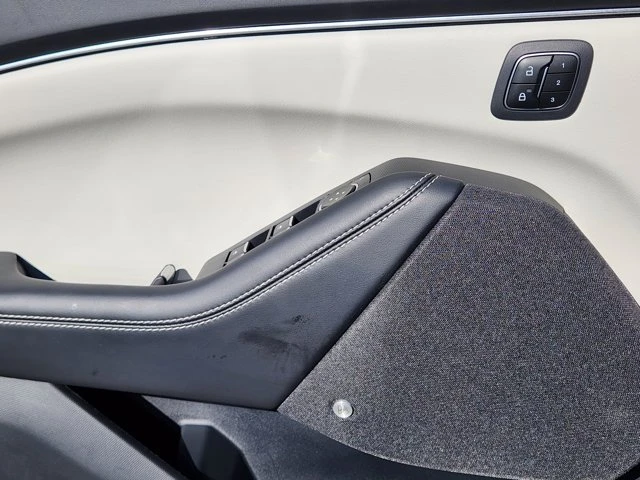2025 Ford Mustang Mach-E - Image 9 of 20
