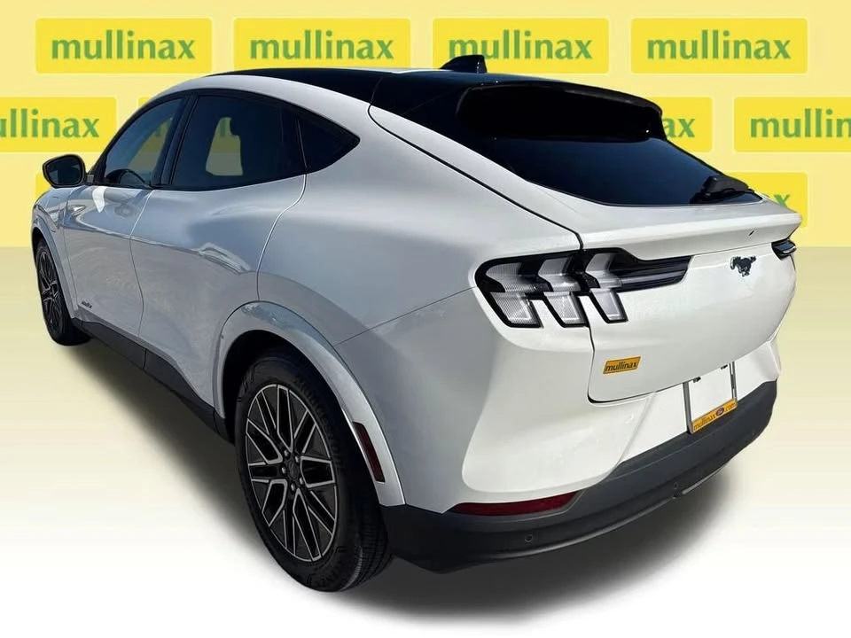 2025 Ford Mustang Mach-E - Image 5 of 20