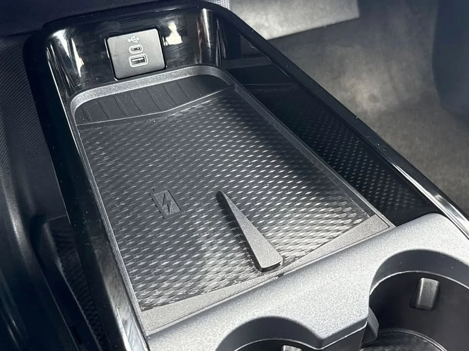 2025 Ford Mustang Mach-E - Image 19 of 20