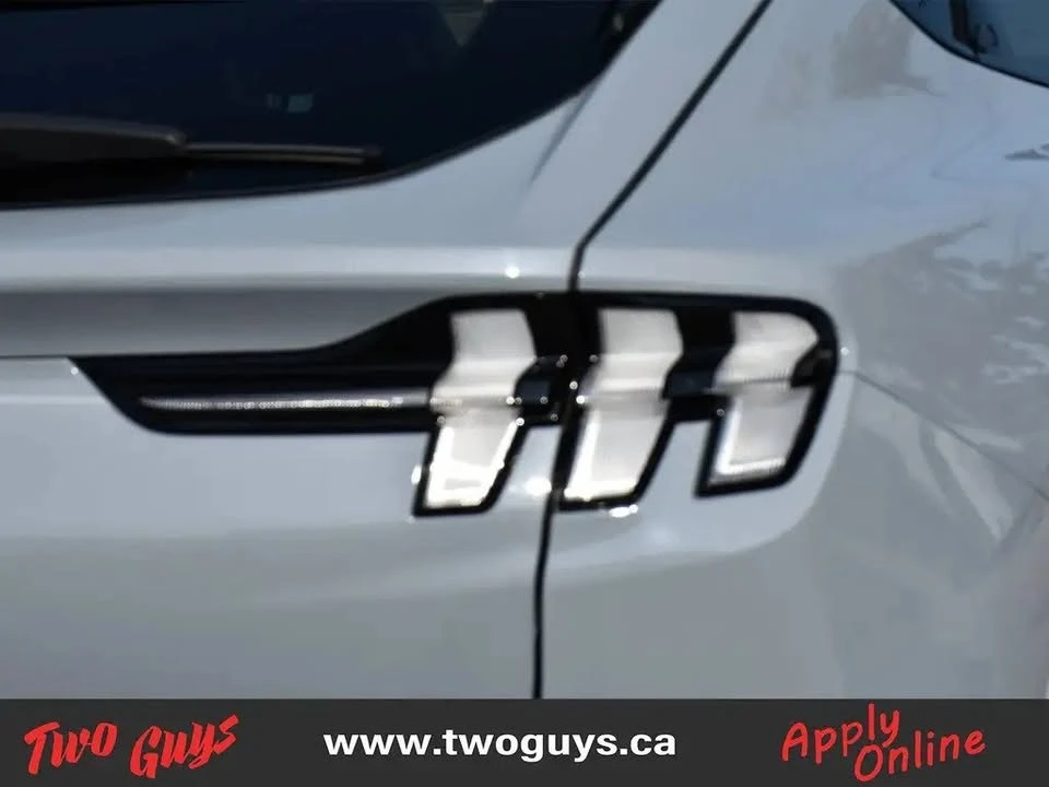 2025 Ford Mustang Mach-E - Image 9 of 20