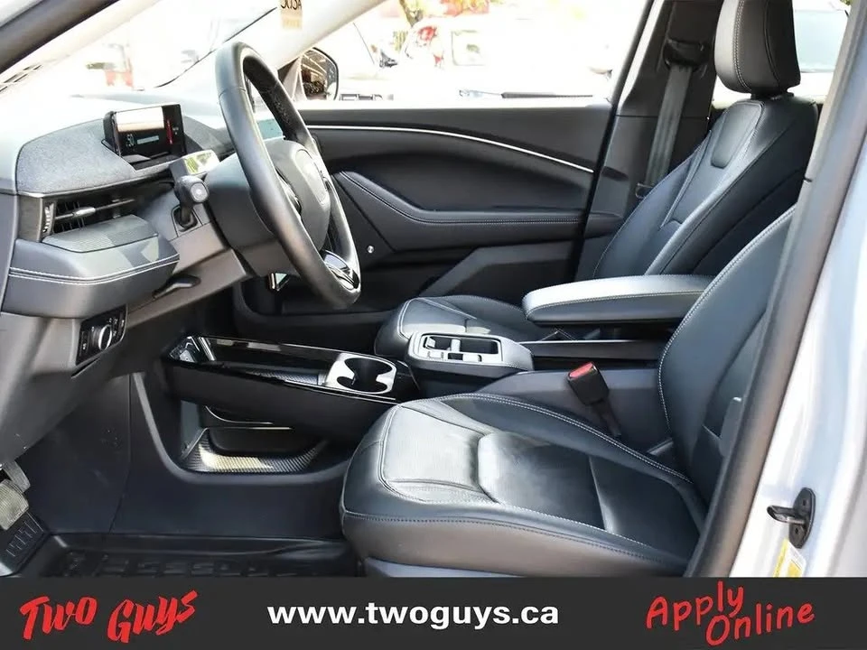 2025 Ford Mustang Mach-E - Image 15 of 20