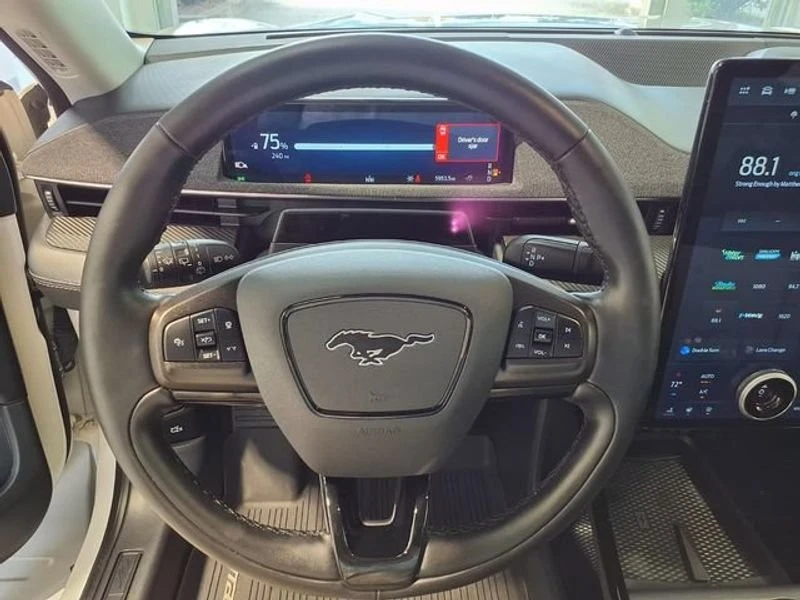 2025 Ford Mustang Mach-E - Image 9 of 20