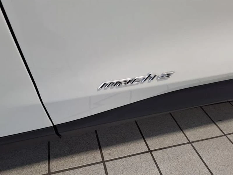 2025 Ford Mustang Mach-E - Image 6 of 20