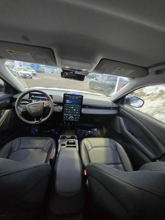2025 Ford Mustang Mach-E - Image 7 of 11